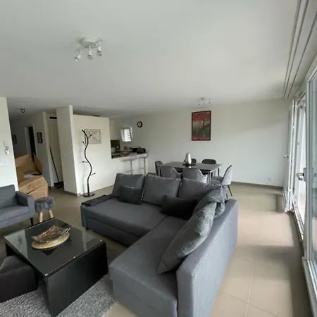 Au Leman Apartman